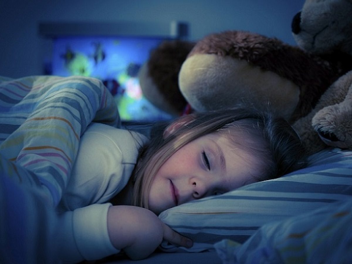 اثر چرت زدن و خواب کافی بر عملکرد کودکان